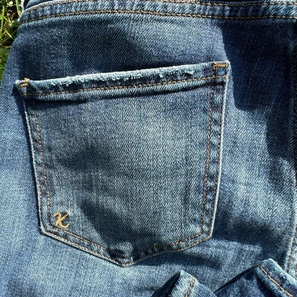 Kut from the Kloth Diana High Rise Cigarette Leg Jeans - Picture 6 of 7